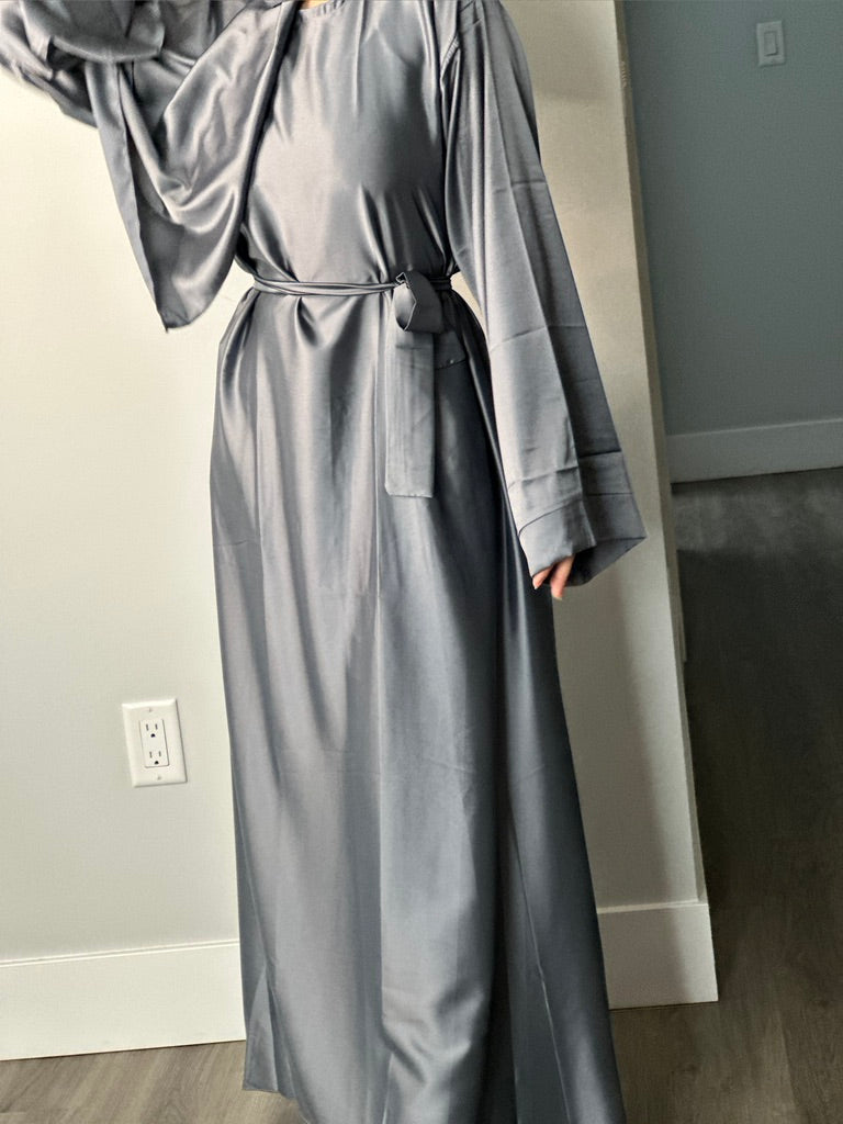 GRAY CLOSED SATIN ABAYA