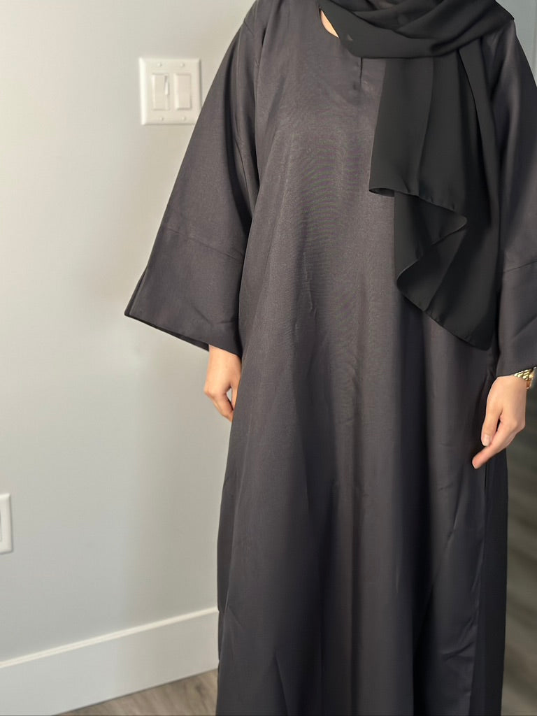 BLACK CLOSED LINEN ABAYA