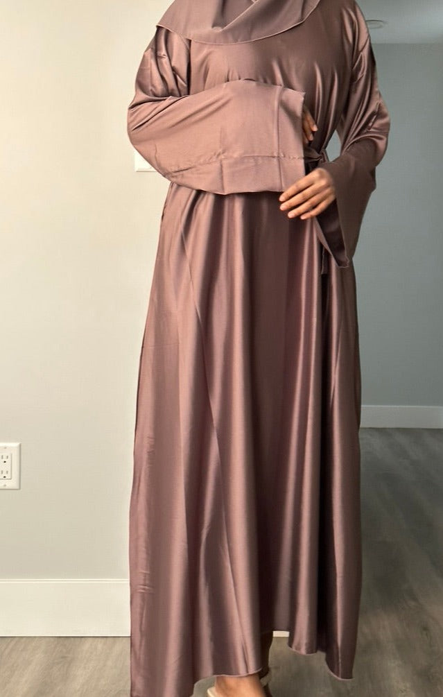 BROWN CLOSED SATIN ABAYA