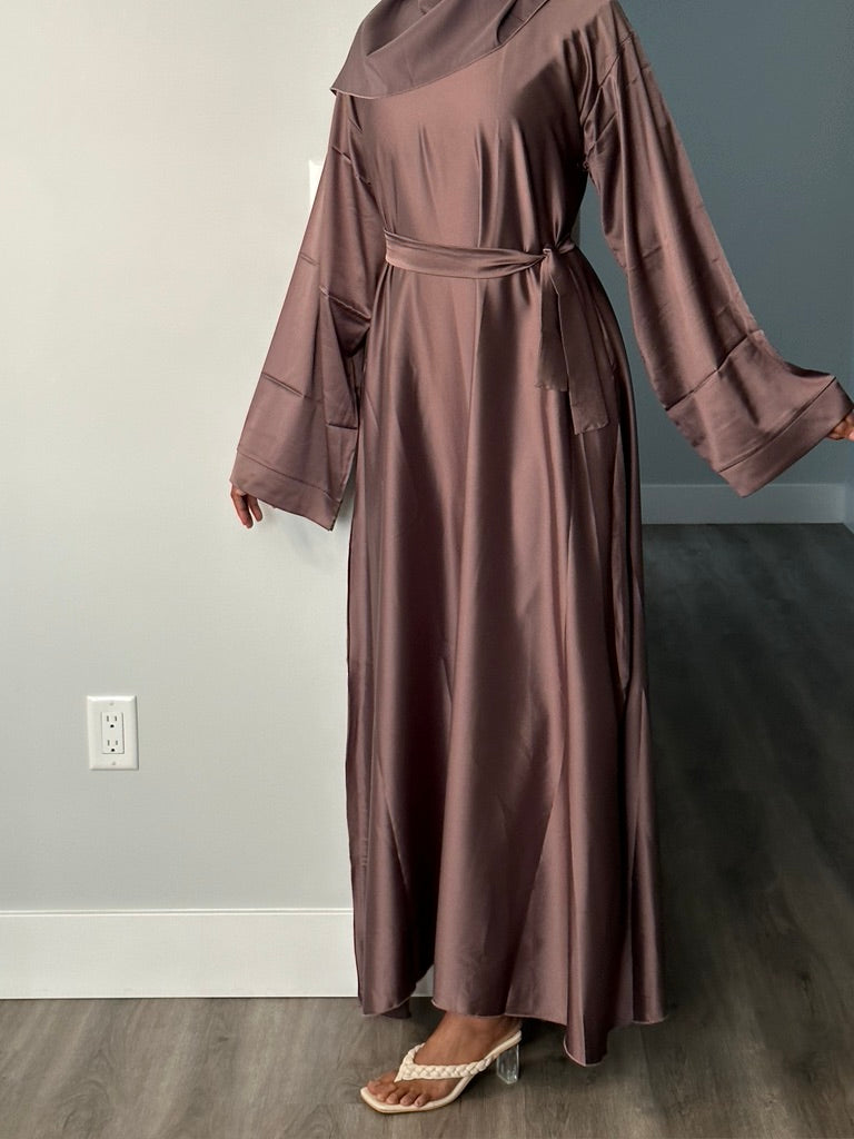 BROWN CLOSED SATIN ABAYA