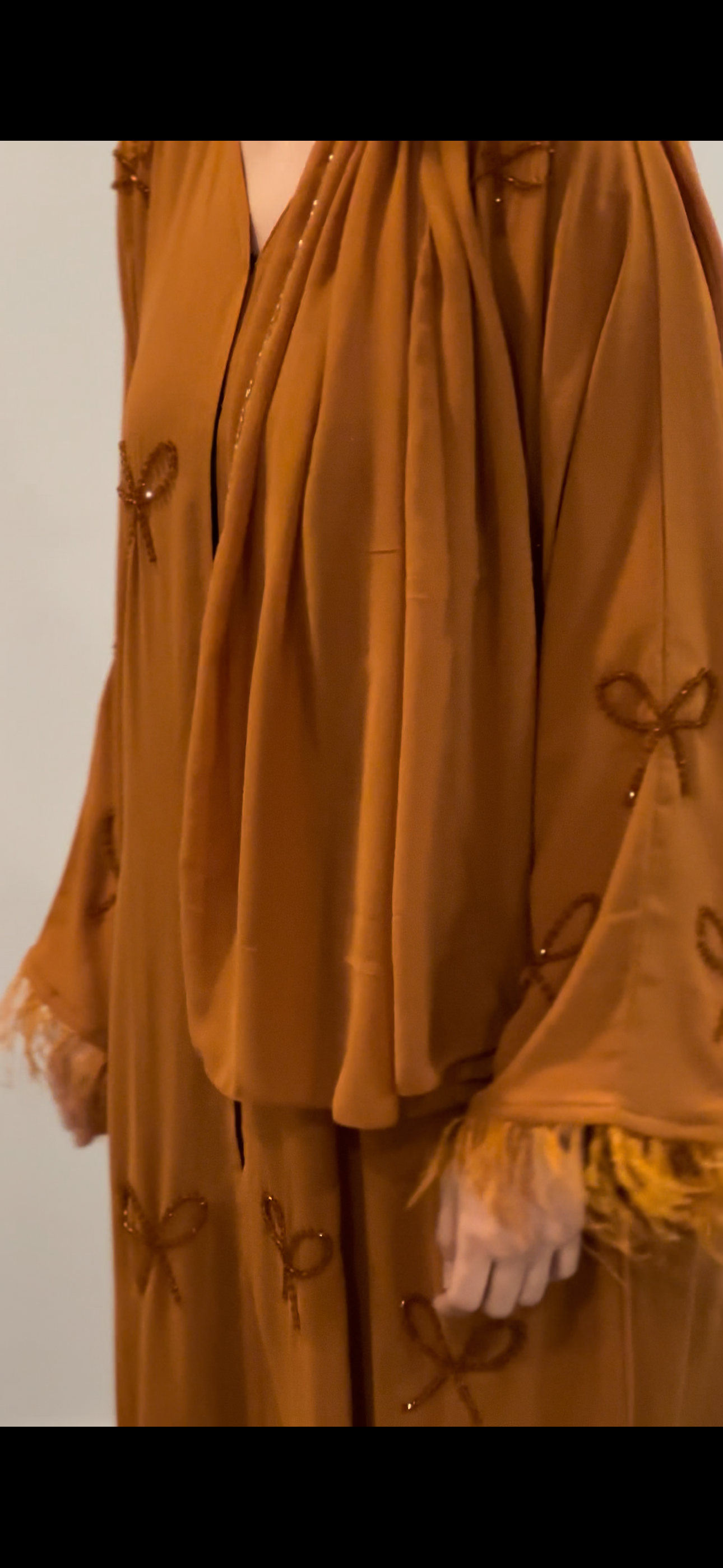 Bow Abaya G
